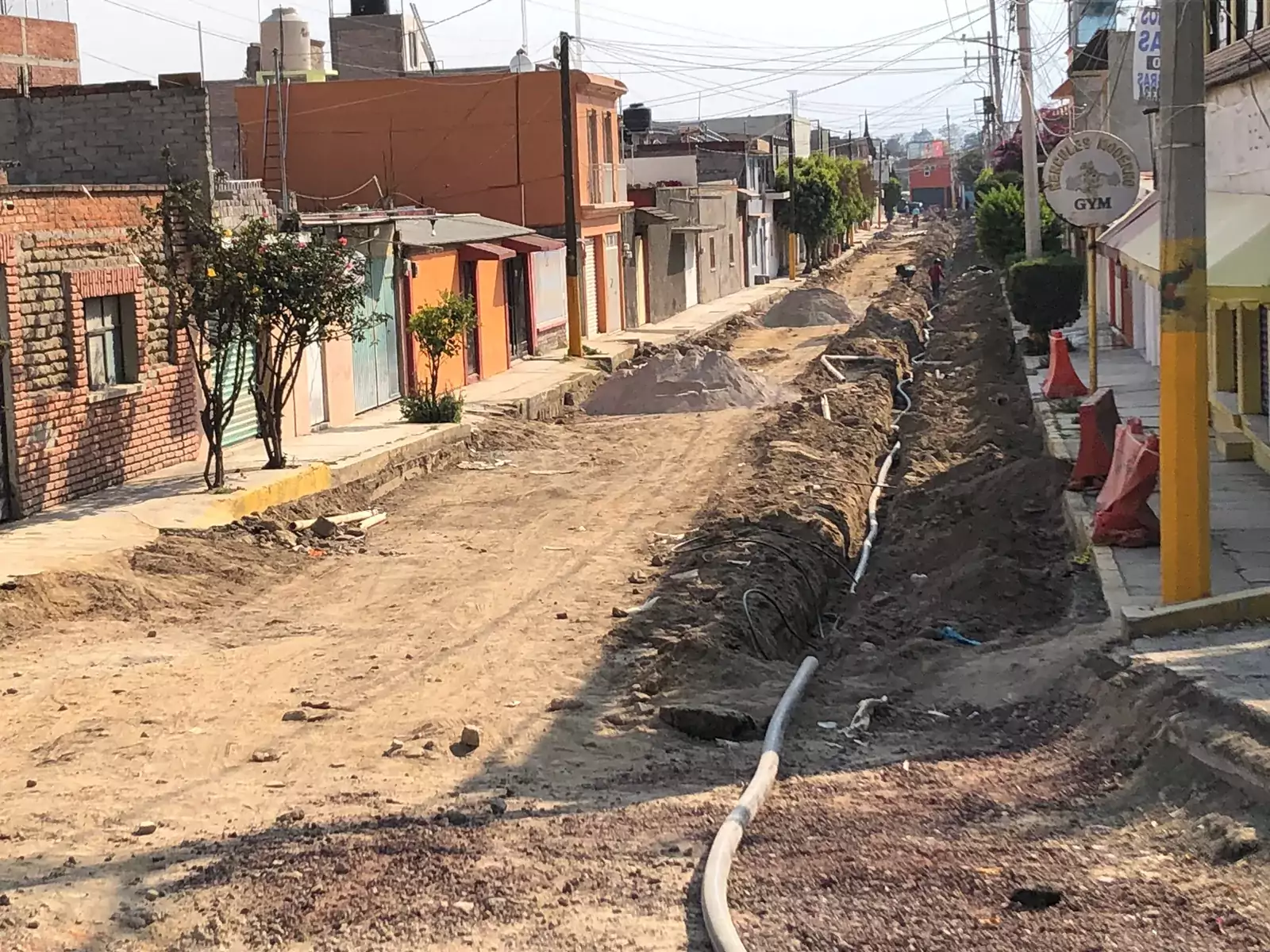 El Ayuntamiento de Texcoco realiza trabajos en la calle Francisco jpg