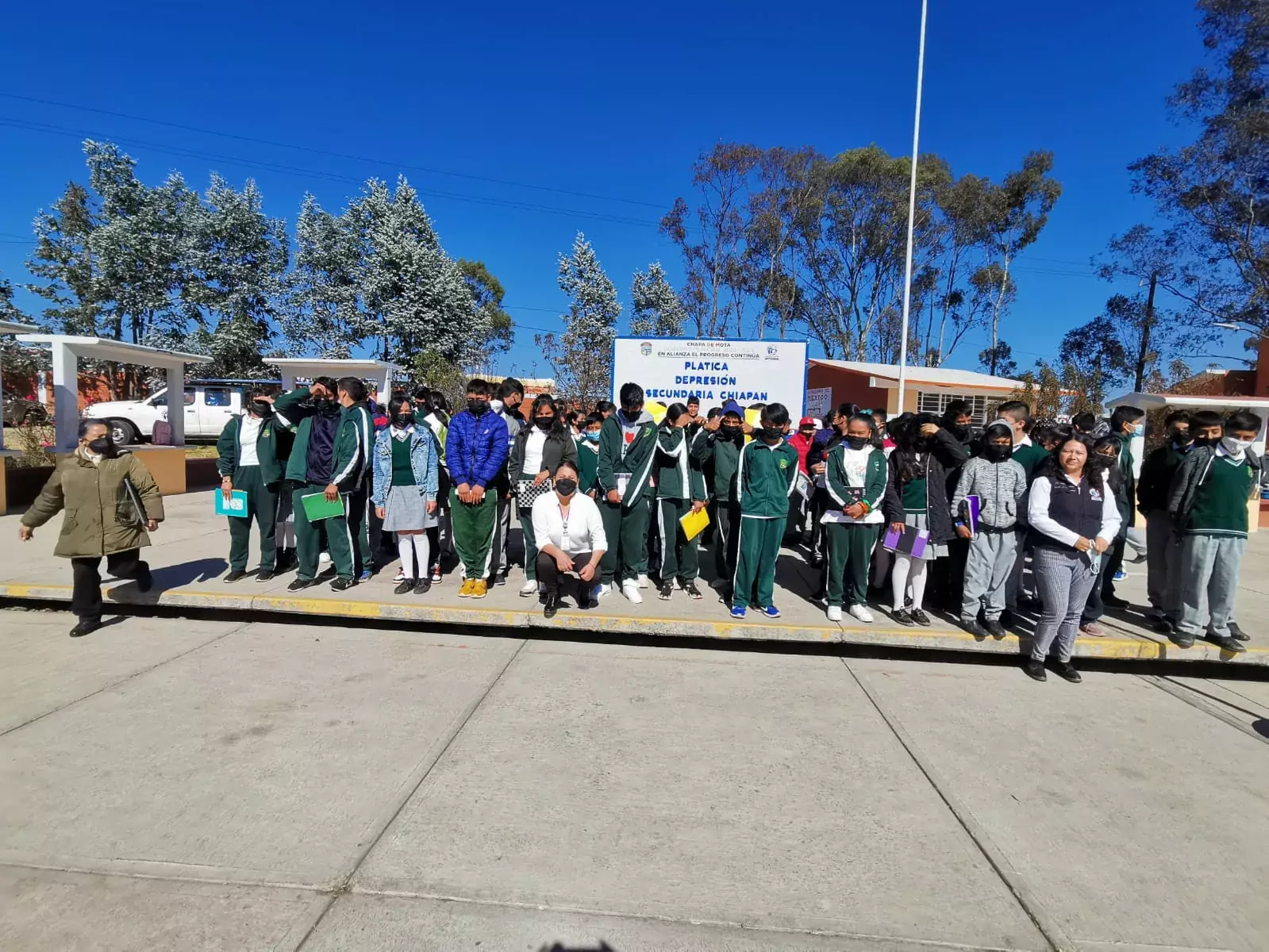 El Gobierno Municipal a traves de la CoordinaciondelaJuventud en colaboracion jpg