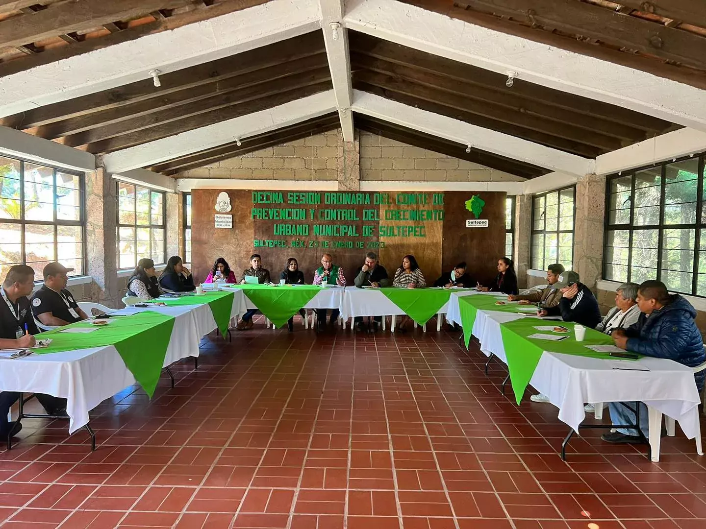 El dia de ayer se llevo a cabo la Decima jpg