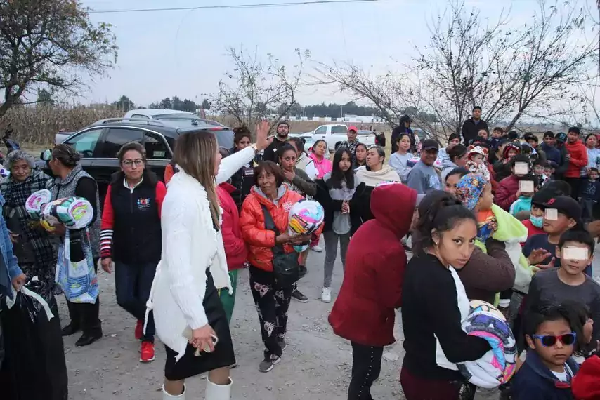 En conjunto con el DIF Estado de Mexico hicimos entrega jpg