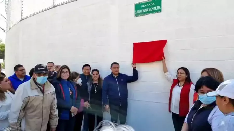 EnVivo desde la Inauguracion de la cerrada Buenaventura jpg