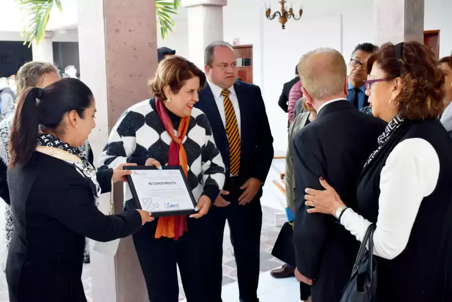 Esta manana acudimos a la ceremonia conmemorativa por el XXIV jpg