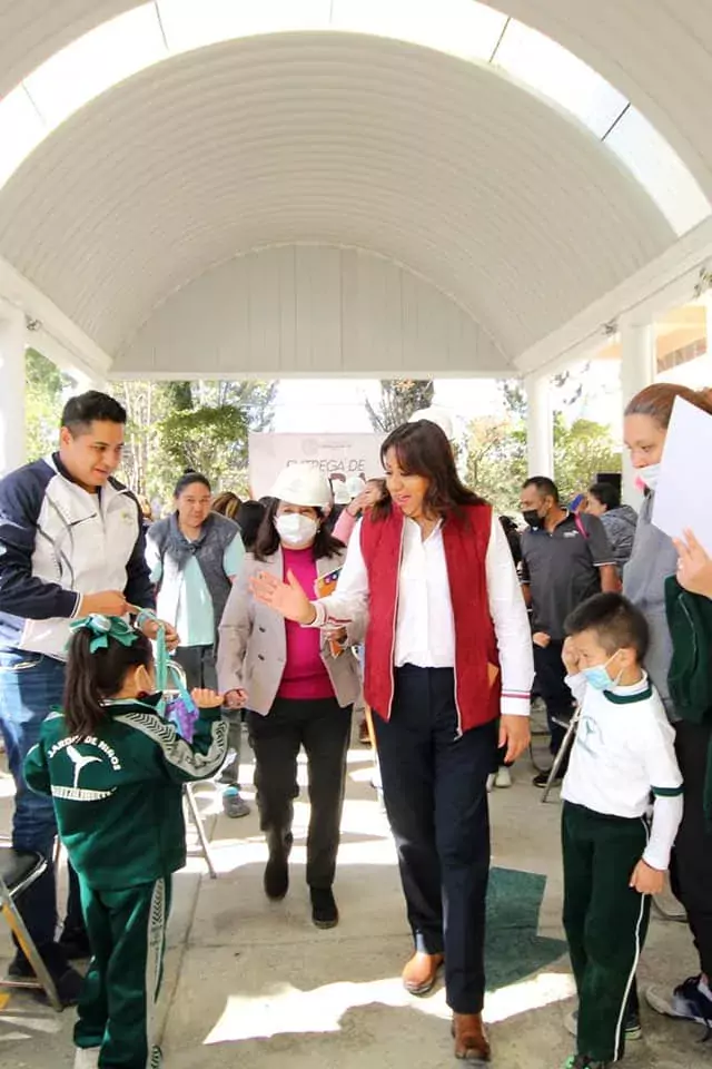 GOBIERNO DE CHIMALHUACAN BENEFICIA CON ARCOTECHO A ESTUDIANTES DEL PREESCOLAR jpg