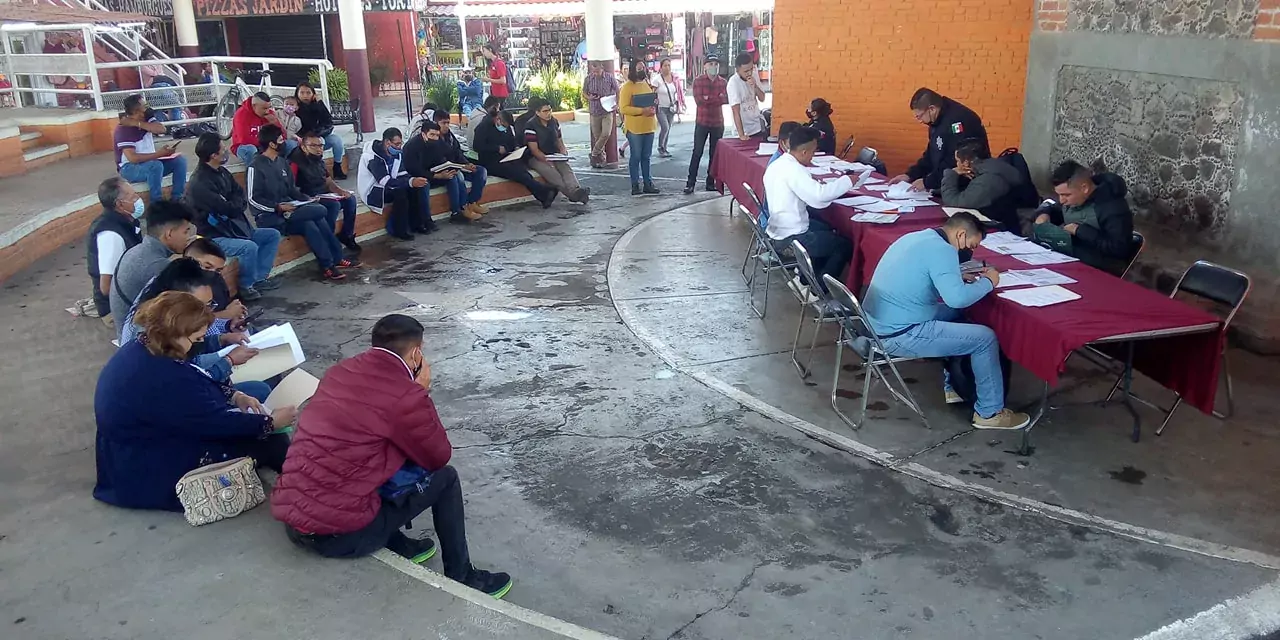 Imagenes del reclutamiento realizado en la Plaza de la Cultura jpg