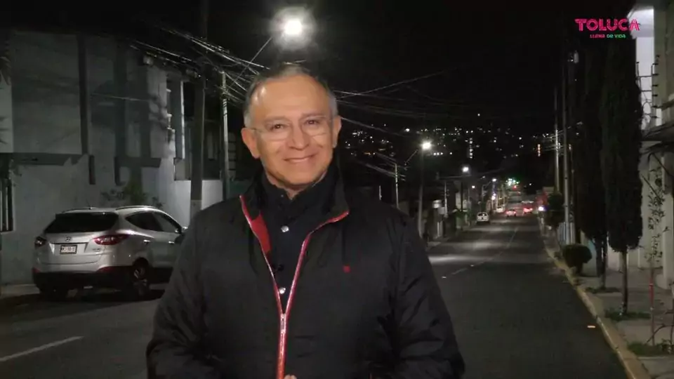 Nuestro Presidente Municipal Raymundo Martinez Carbajal superviso el alumbrado jpg