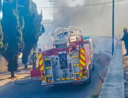 PcYBomberos Gracias a la oportuna intervencion de elementos de jpg