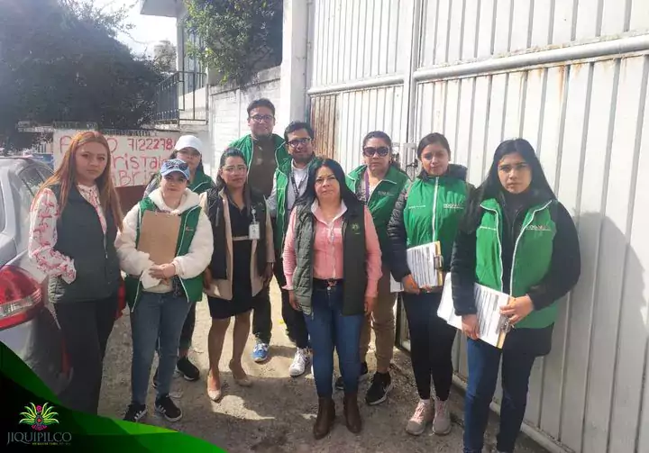 Personal de la InstanciaDeLaMujer en conjunto la SecretariaDeLasMujeres forma jpg