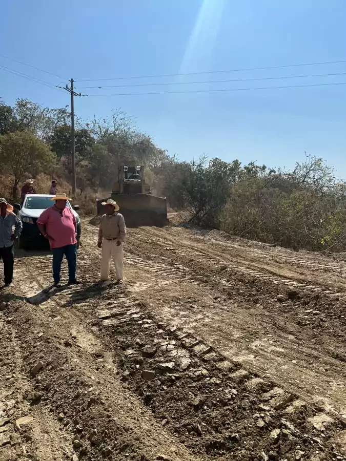 Se sigue avanzando en la construccion de 2 puentes que jpg