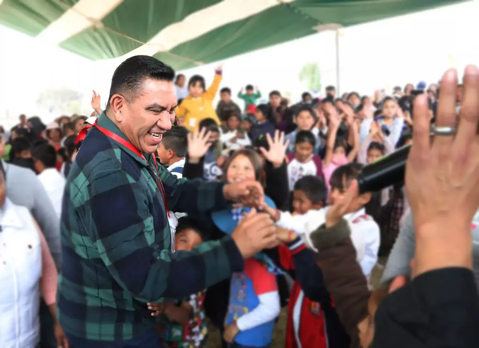 Su felicidad y alegria nos motivan a seguir trabajando a jpg