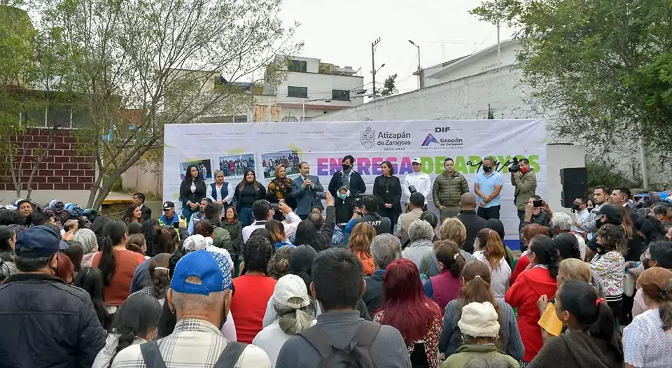 ¡Continuamos trabajando en beneficio de las familias atizapenses De la jpg