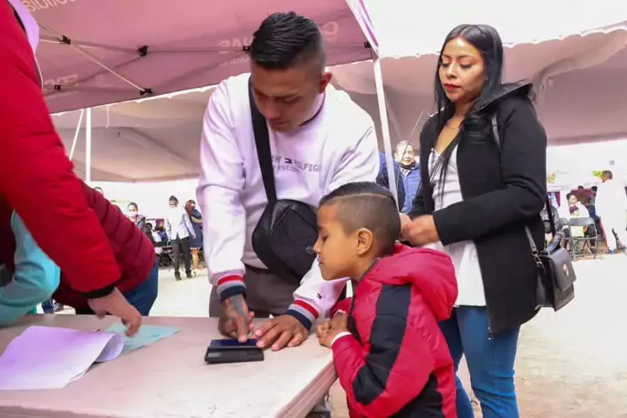 105 PAREJAS CHIMALHUAQUENSES CONTRAEN MATRIMONIO EN LAS CARAVANAS POR LA jpg