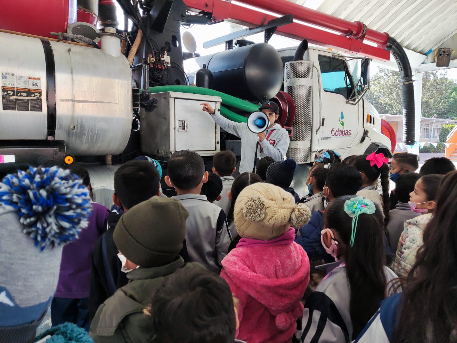 1675254716 877 Inauguramos la Feria del Agua en la escuela primaria Frida