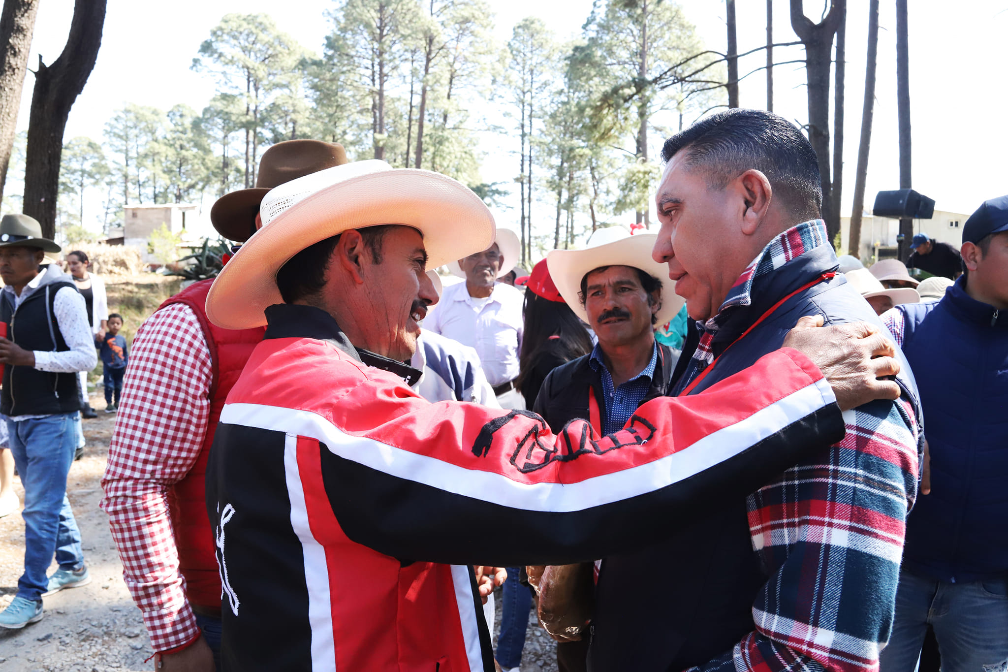 1675355631 914 Porque queremos que las familias transiten por mejores caminos inauguramos