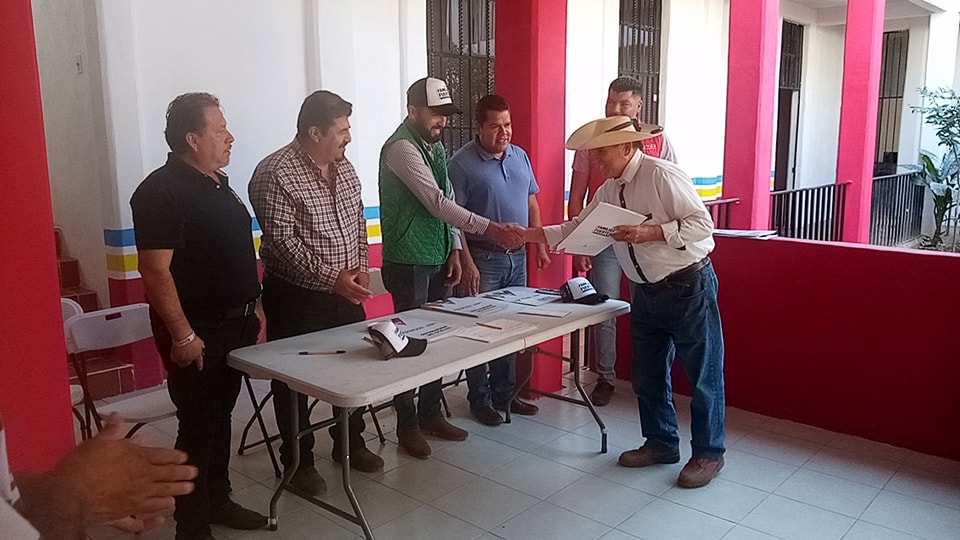 1675433021 950 El dia de hoy en representacion del presidente municipal el