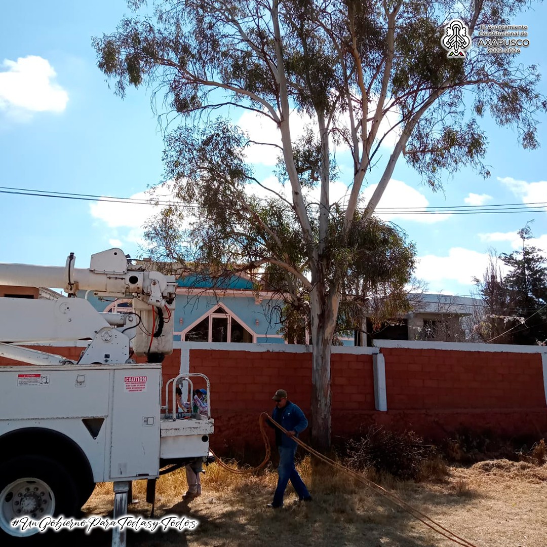 1675541681 456 Los trabajos de la Coordinacion de AlumbradoPublico del H Ayuntamiento