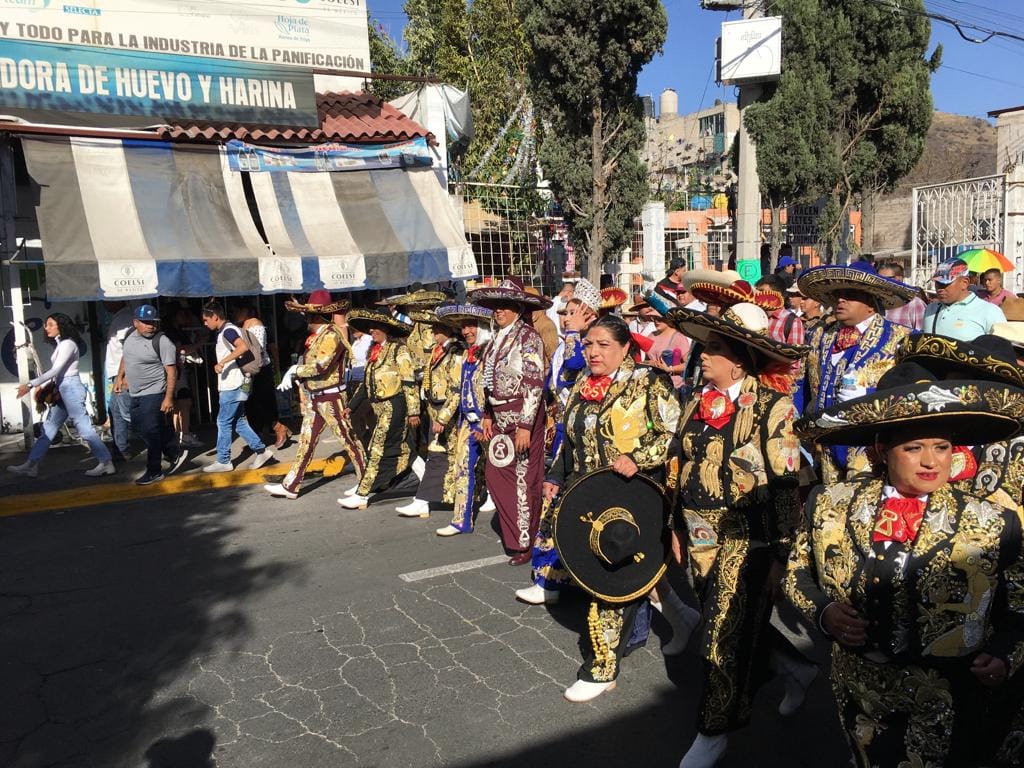 1675686878 692 ARRANCA EL CARNAVAL DE CHIMALHUACAN CON DESFILE POR EL CIRCUITO