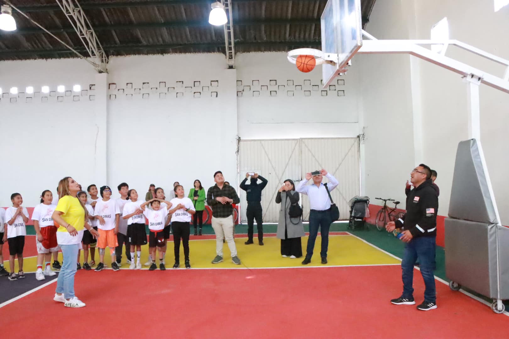 1676058163 730 Disfrute mucho asistir al primer juego de basquetbol de los