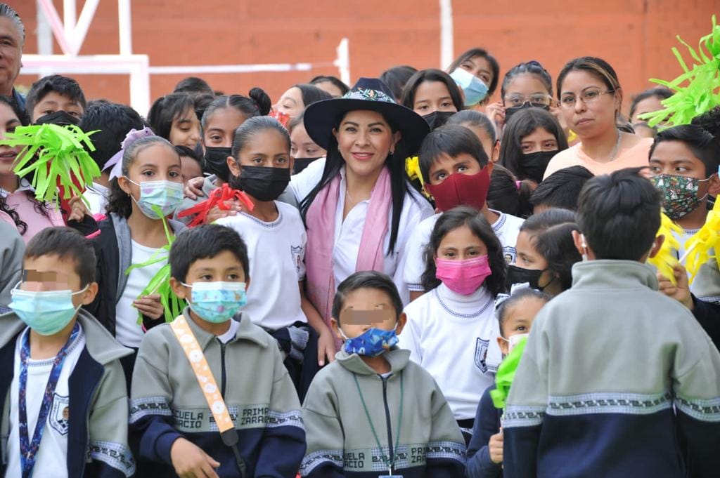 1676068264 945 Seguimos favoreciendo las escuelas de Izcalli con obras de calidad