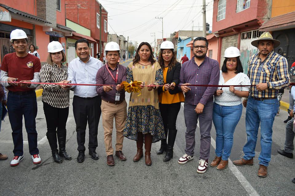 1676117154 XOCHITL FLORES JIMENEZ INAUGURA OBRA DE EMBELLECIMIENTO EN LA AVENIDA