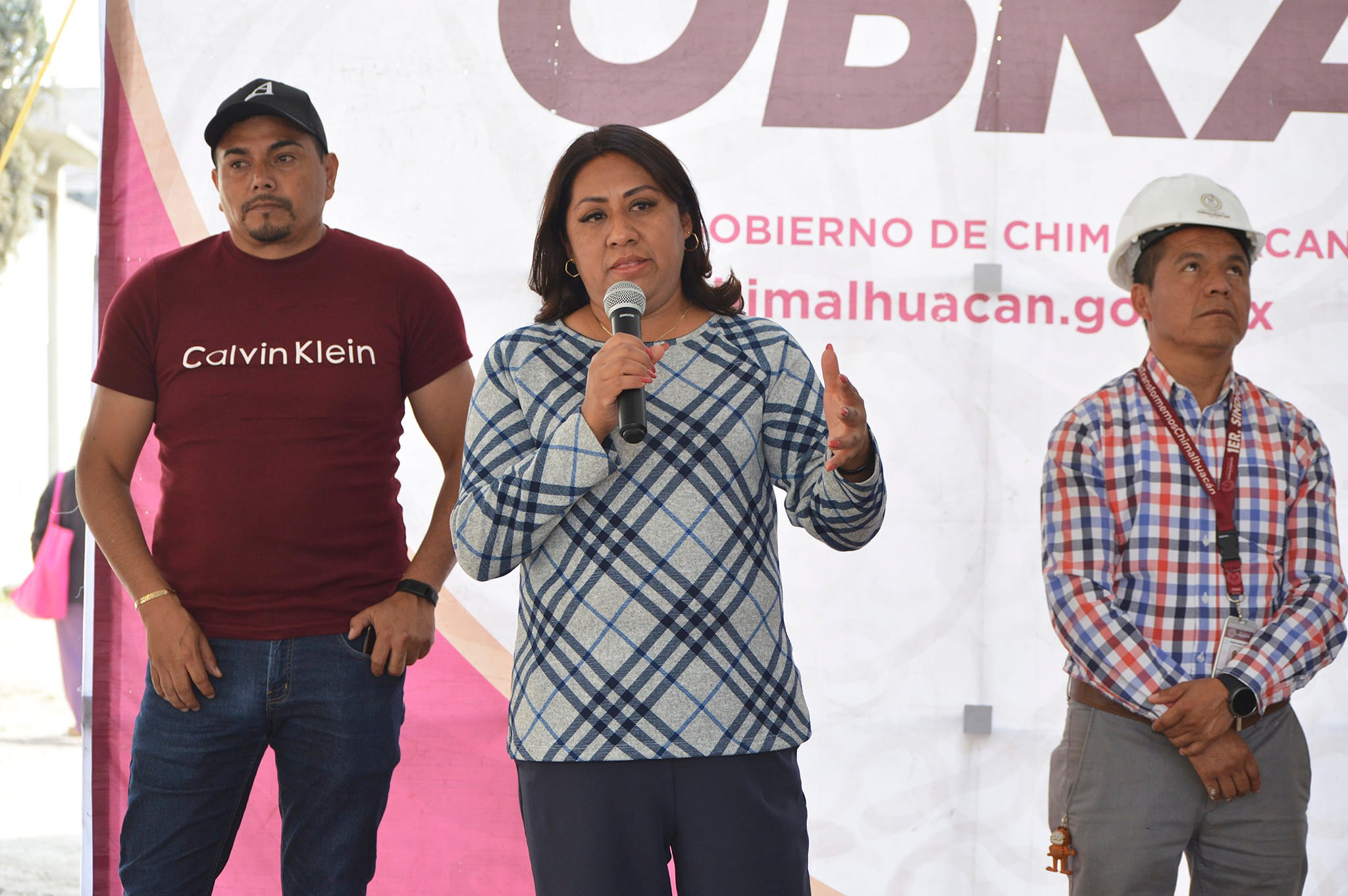 1676204021 656 GOBIERNO DE CHIMALHUACAN ENTREGA OBRA DE PAVIMENTACION EN ZONA DE