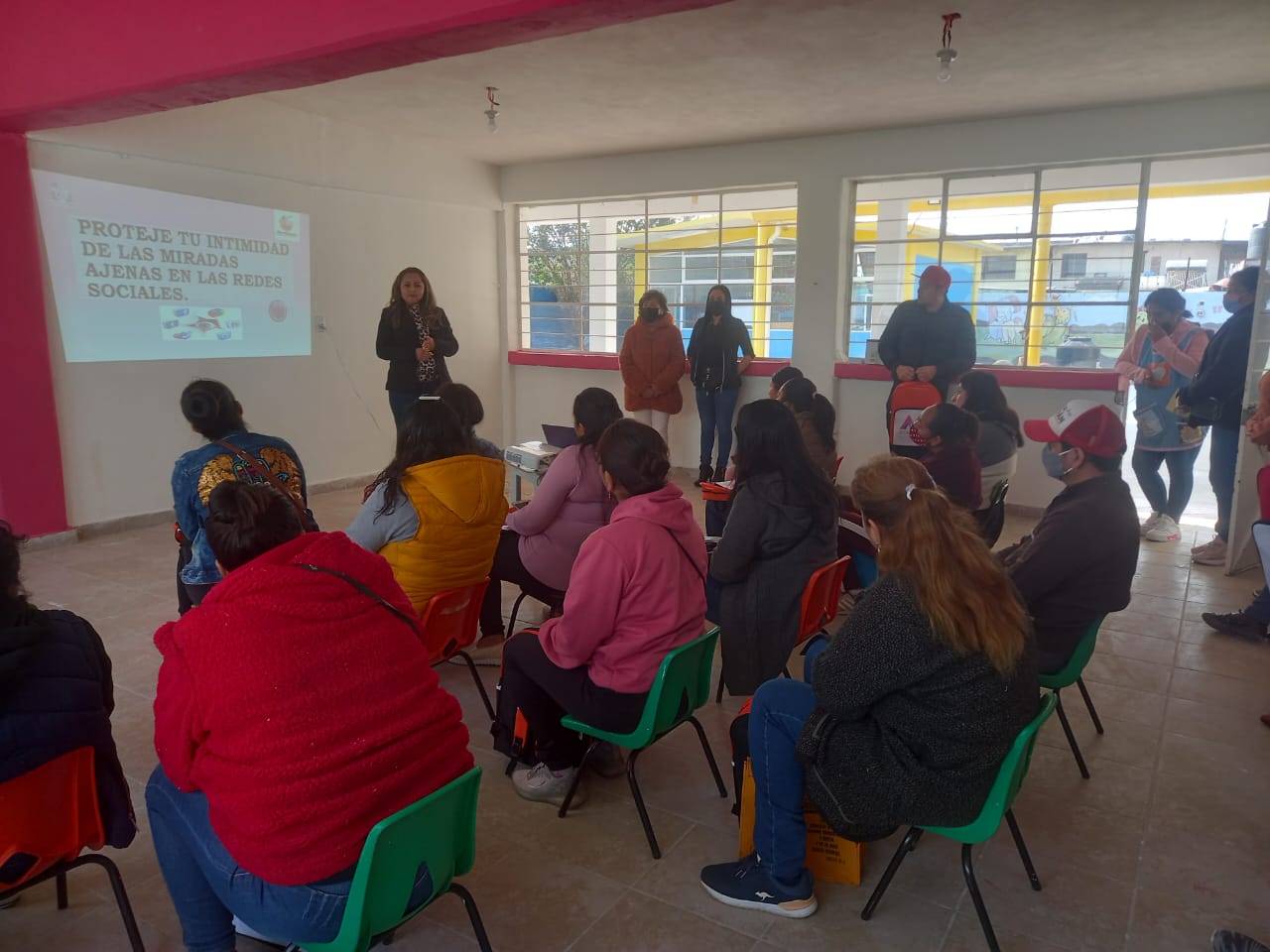 1676207821 824 ¡¡¡PLATICA CON PADRES DE FAMILIA EN EL JARDIN DE NINOS