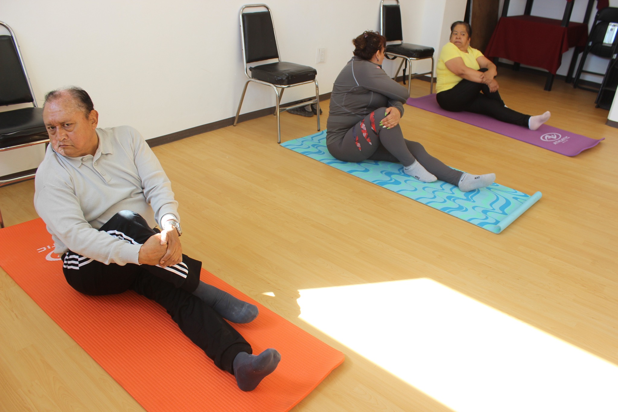 1676303861 415 Forma parte de las clases de yoga que el Polideportivo