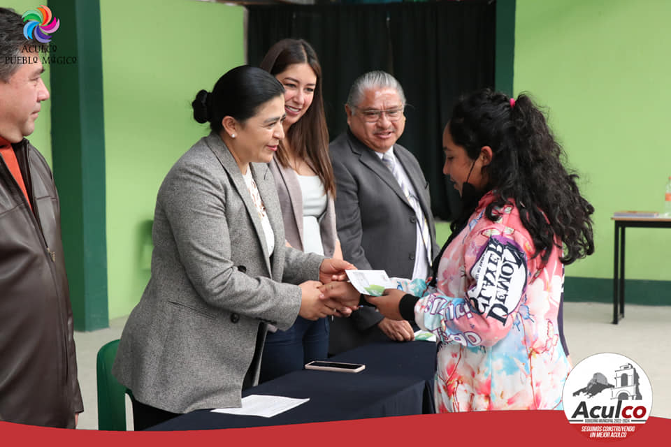 1676329584 471 Gracias al programa Beca Familias Fuertes Por la Educacion impulsado