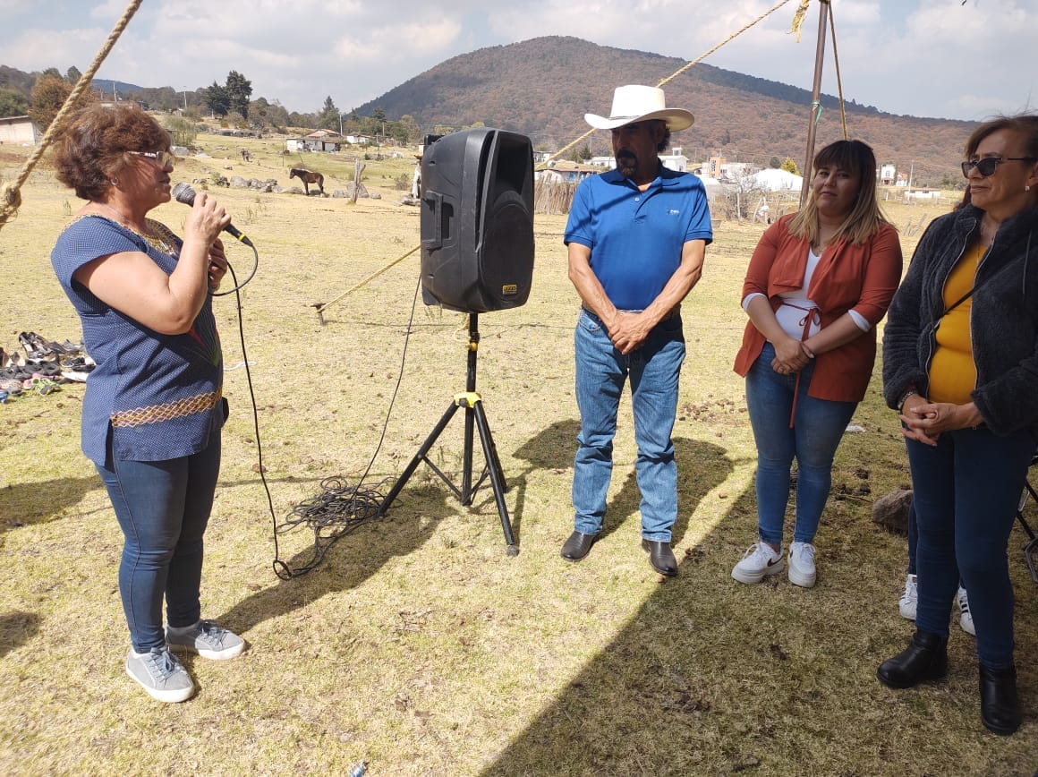 1676379160 749 El Sistema DIF municipal en coordinacion con la organizacion Huehuentsi