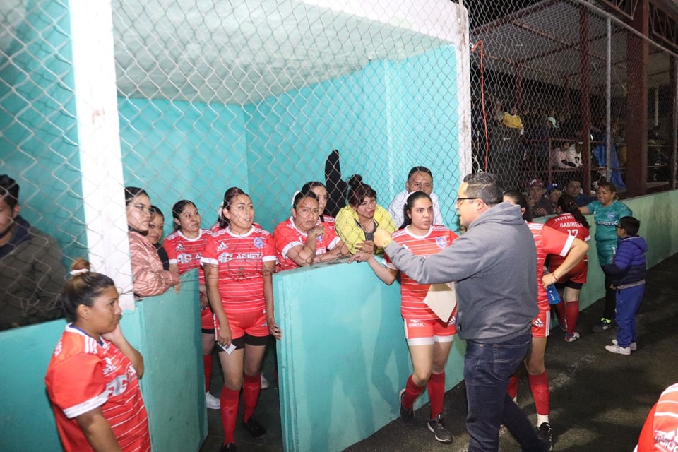 1676577600 364 ADHETEC Y CUVASA SE ENFRENTARON EN EL TORNEO EMPRESARIAL FEMENIL