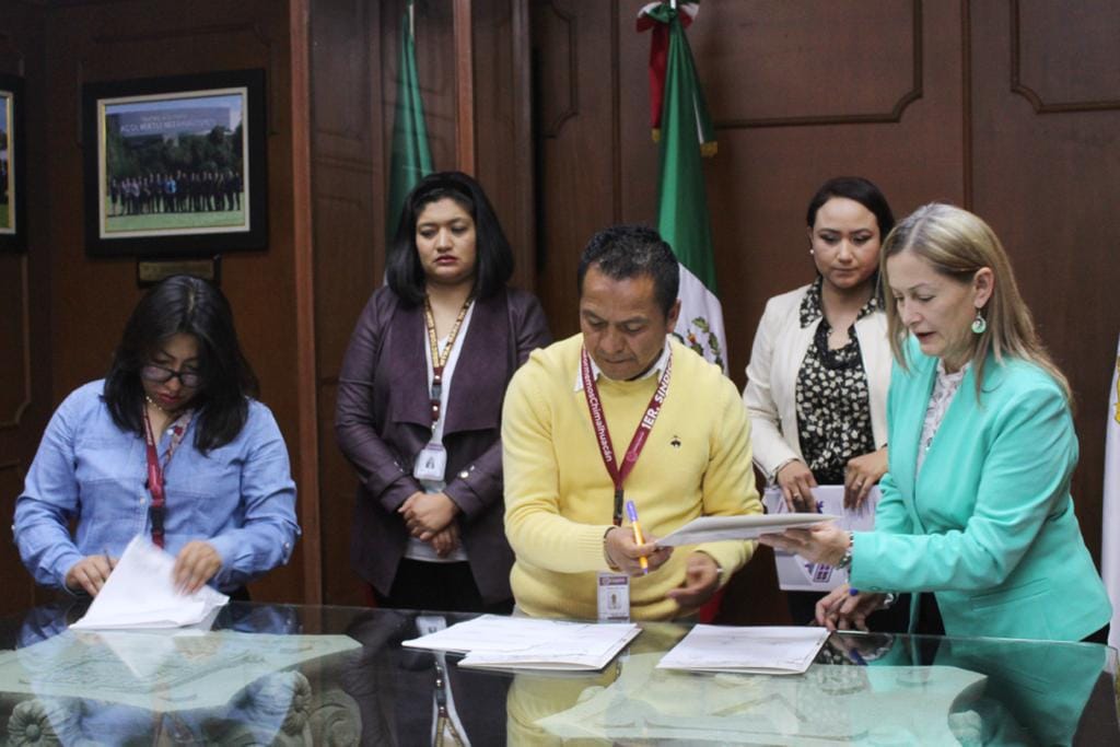 1676584062 395 GOBIERNO DE CHIMALHUACAN FIRMA CONVENIO CON UNIVERSIDAD