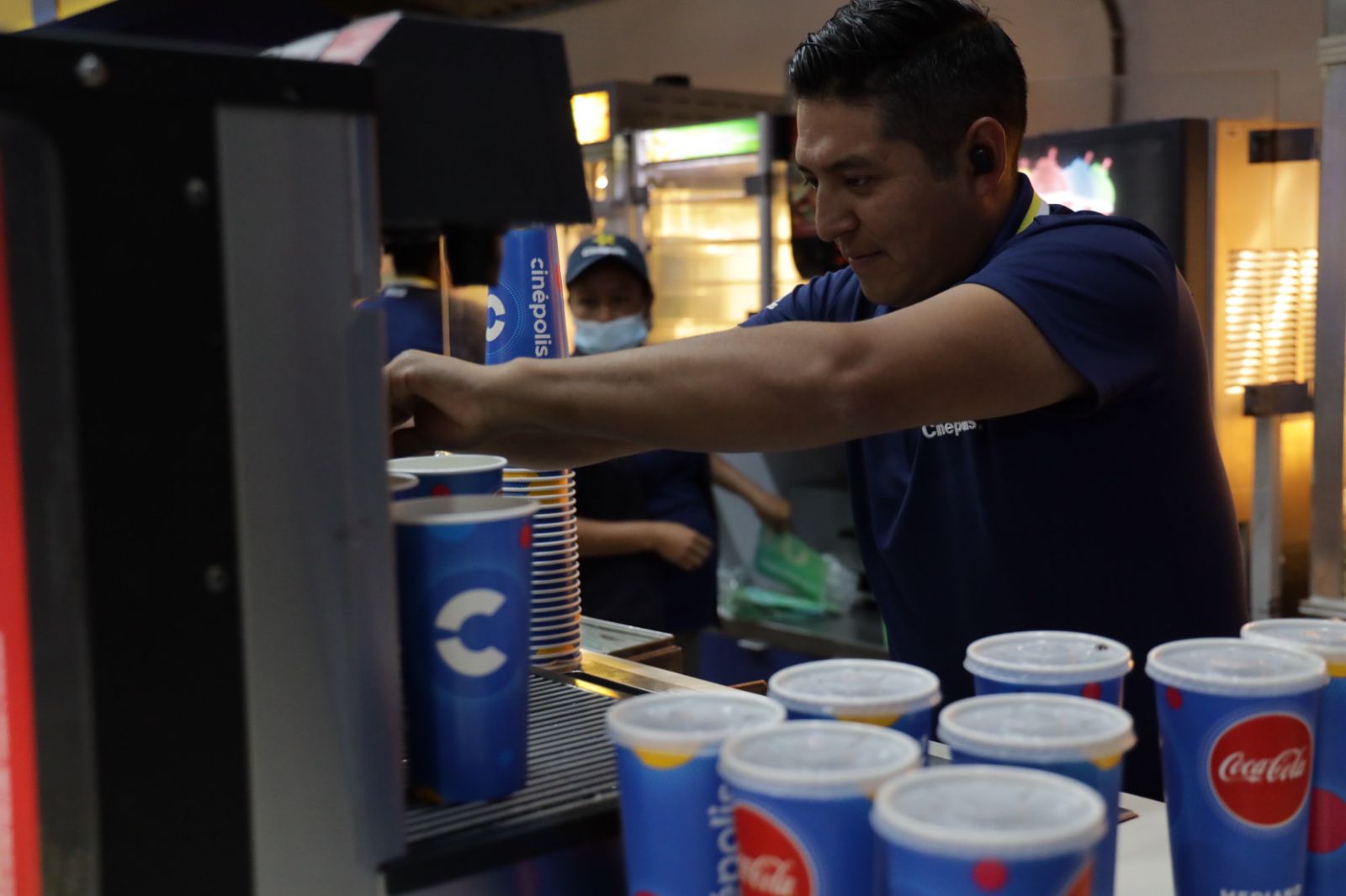 1676664372 893 El presidente municipal gestiono ante la Fundacion Cinepolis un Vamos