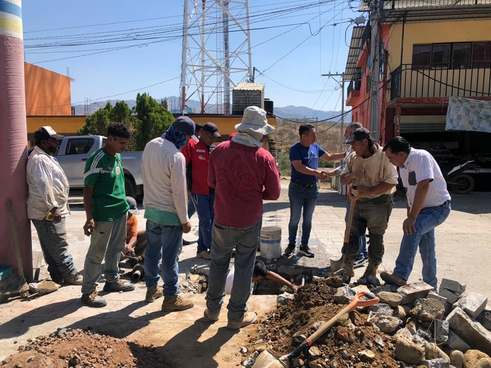 1676673058 26 El dia de hoy el Presidente Municipal residente Lic Obed