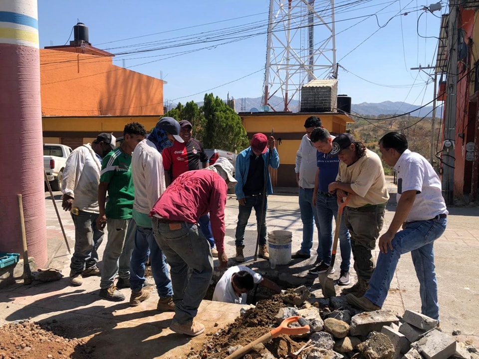 1676673058 913 El dia de hoy el Presidente Municipal residente Lic Obed