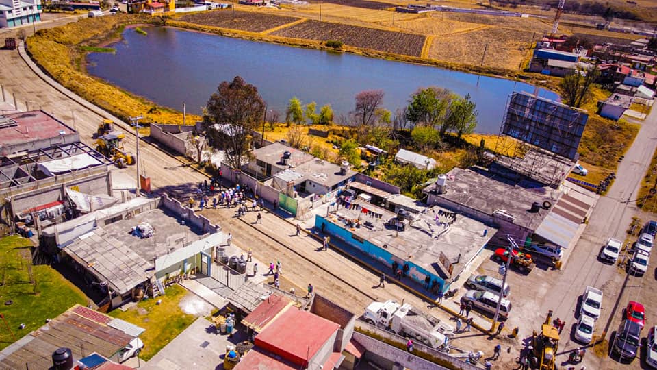 1676728112 Iniciamos el encementado del camino de acceso a San Antonio