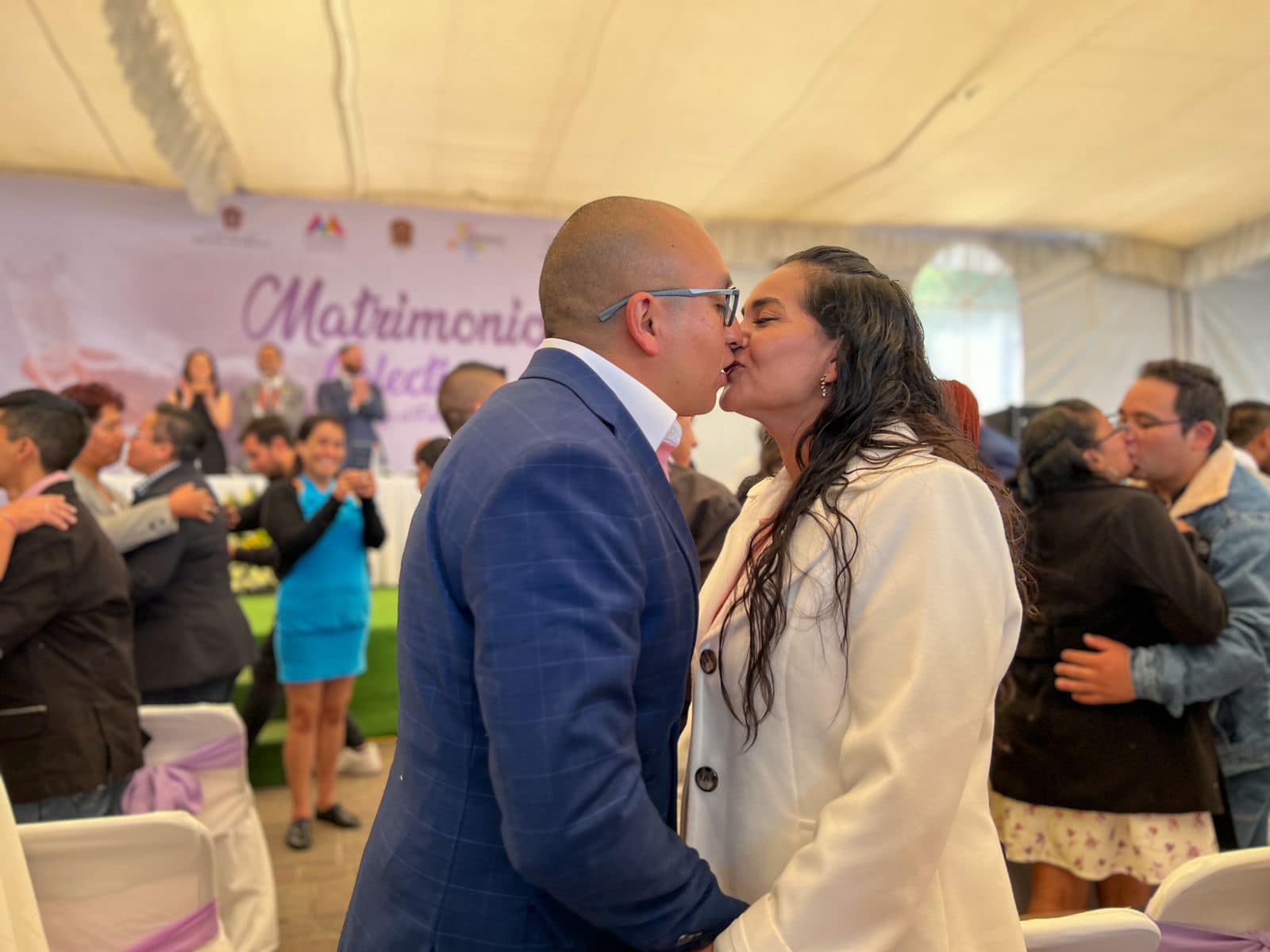 1676753148 44 Plaza Juarez se lleno de amor refrendando el compromiso de