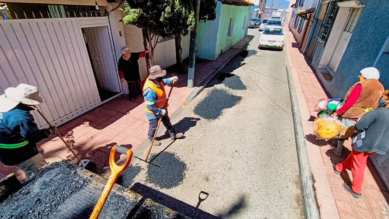 1676905079 679 Continuamos trabajando desde tempranito para eliminar los molestos baches