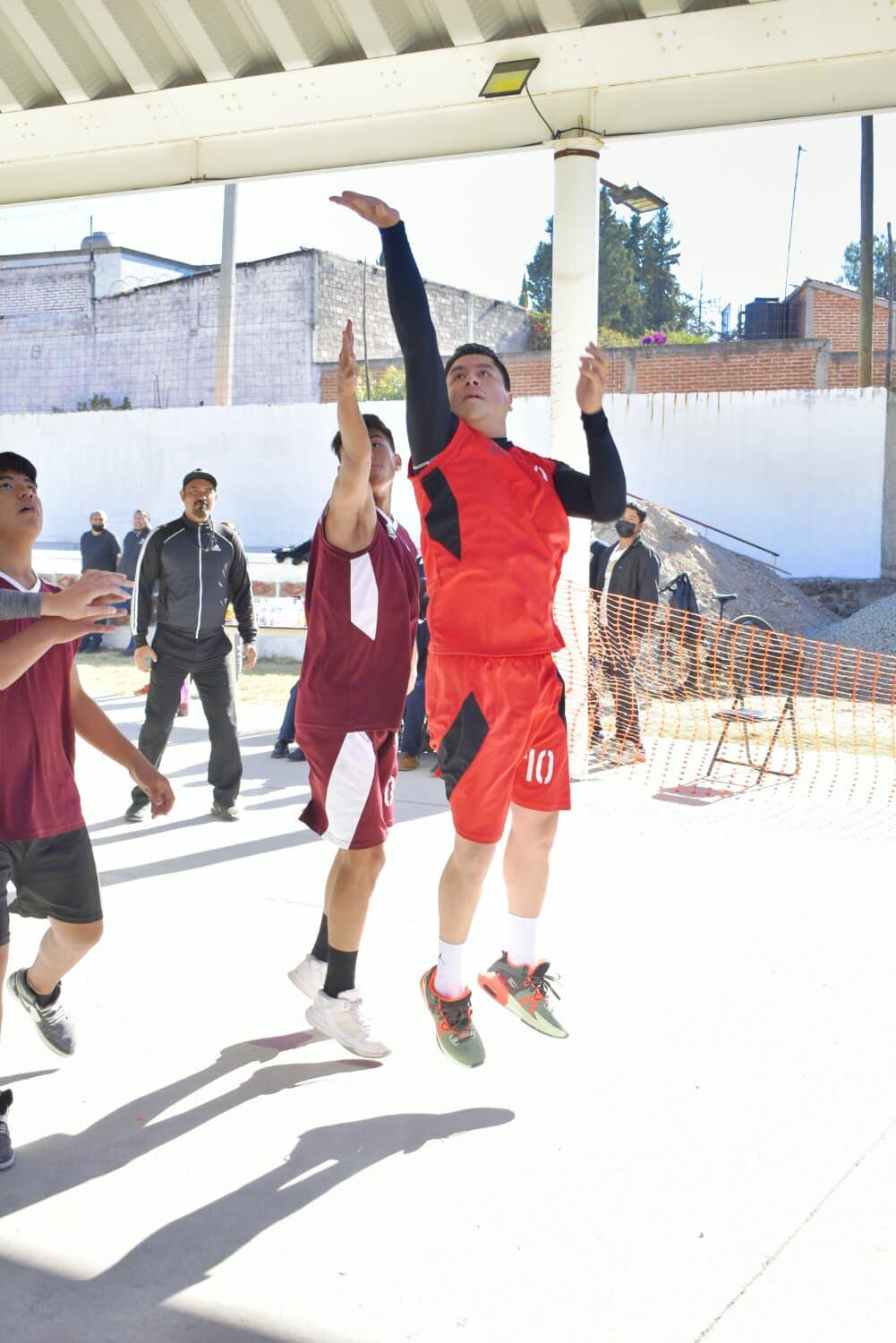 1676935569 908 El deporte es primordial en el desarrollo de las personas