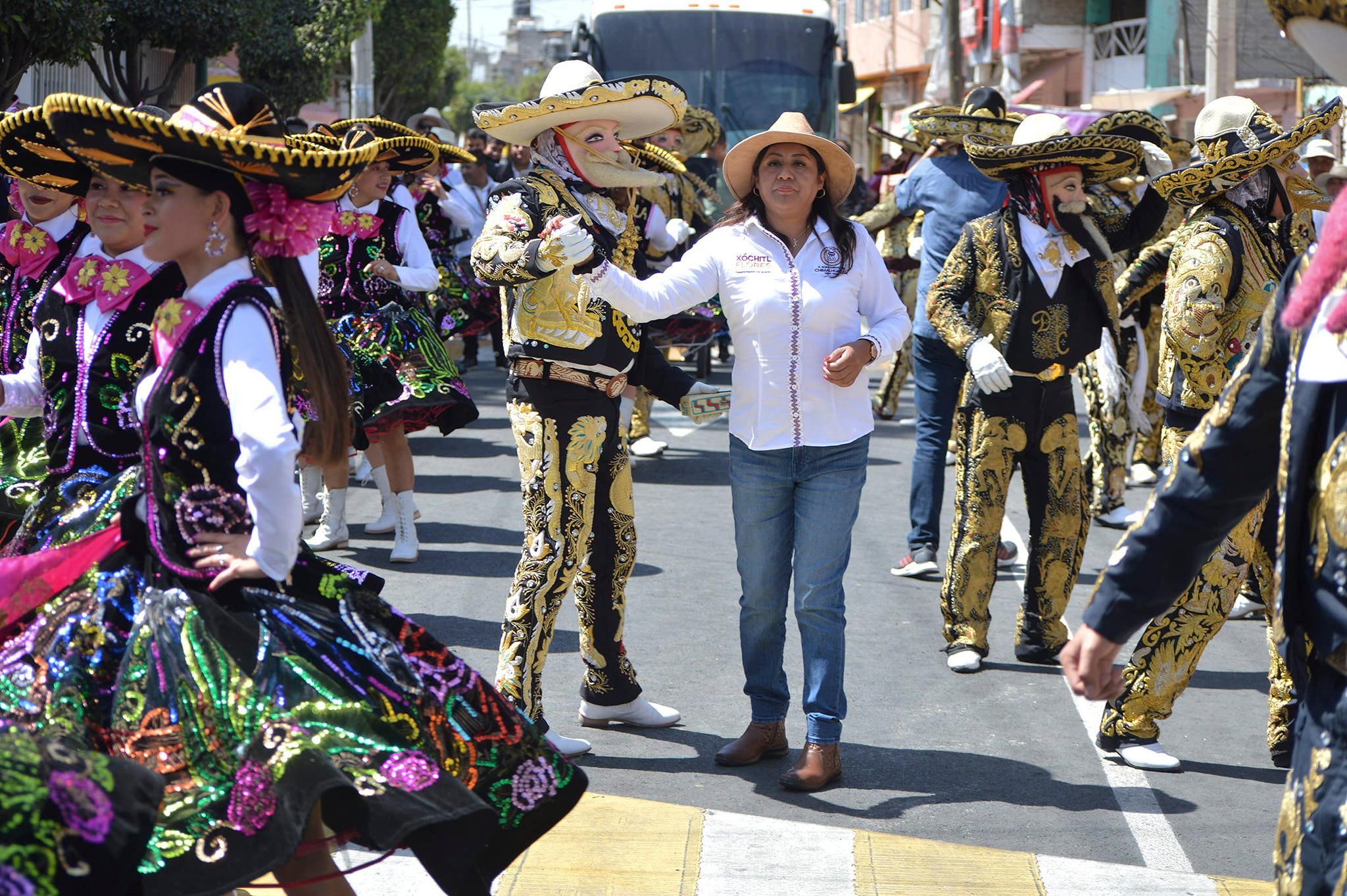 1677075649 324 GOBIERNO DE CHIMALHUACAN REHABILITA AVENIDA JUAREZ EN BARRIO VILLA XOCHITENCO