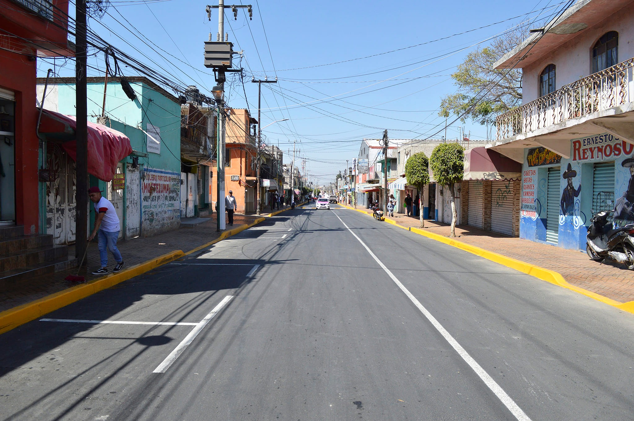 1677075649 486 GOBIERNO DE CHIMALHUACAN REHABILITA AVENIDA JUAREZ EN BARRIO VILLA XOCHITENCO