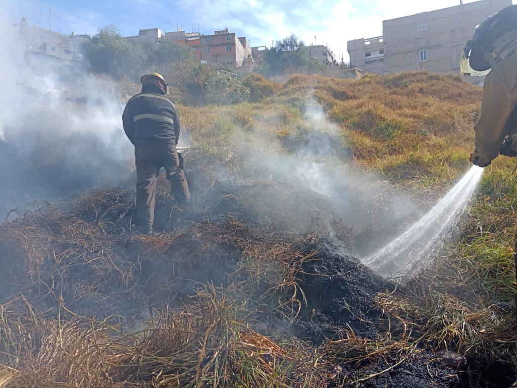 1677157981 825 Hoy elementos del Cuerpo de Bomberos de AtizapandeZaragoza controlaron un