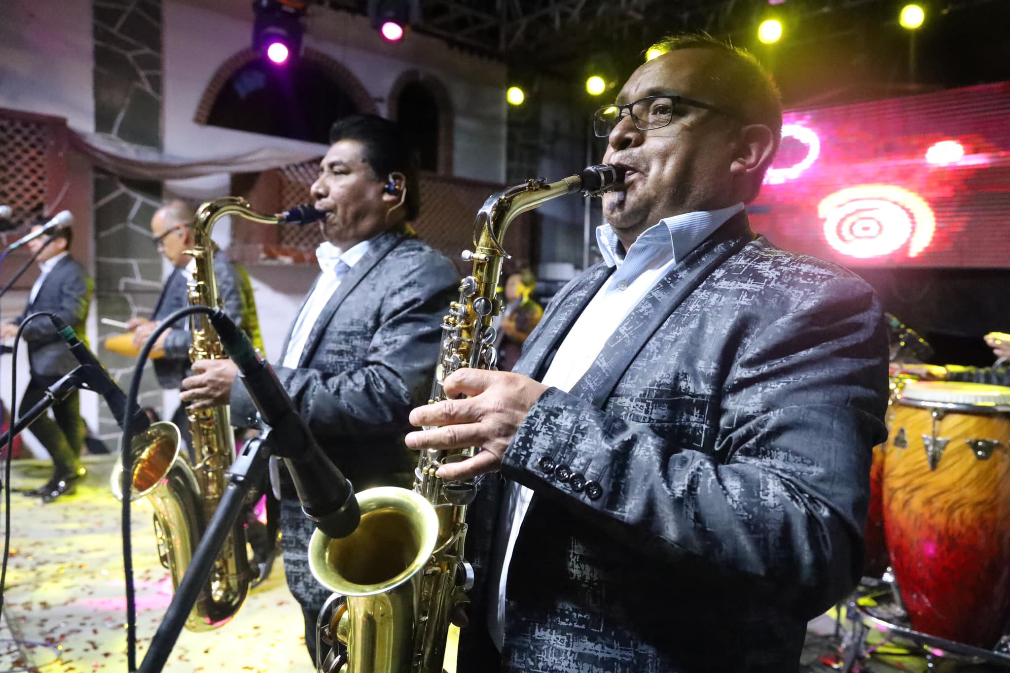 Tenemos Casa Llena Bailando Con La Música De Campeche Show Así Se Vive La Gran Estado De México