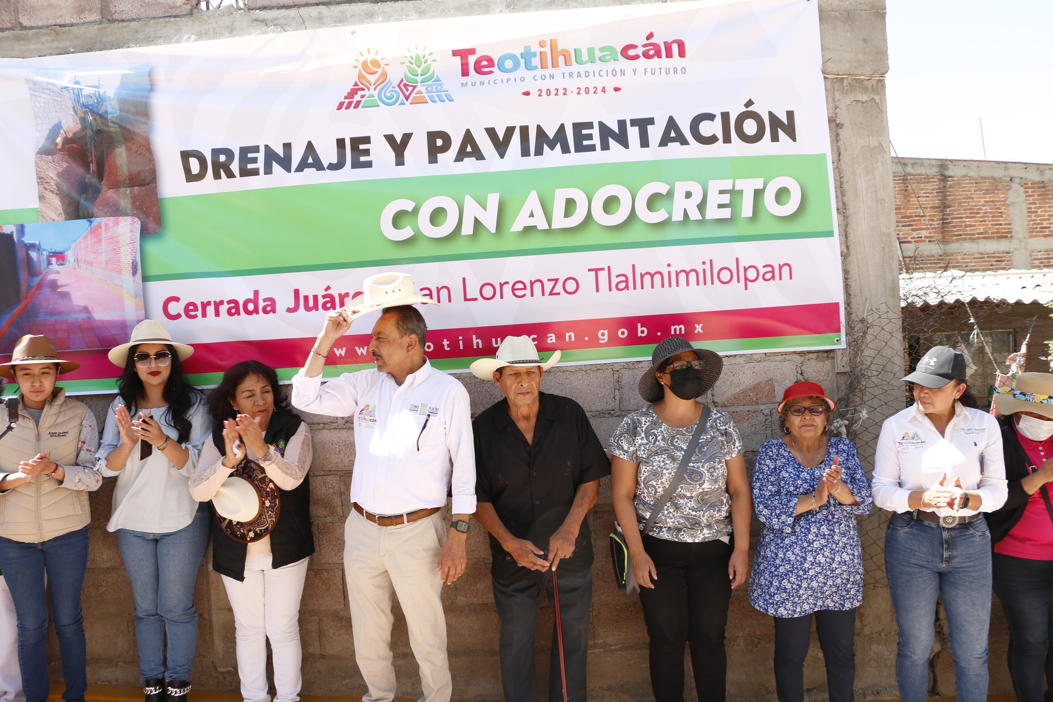 1677425621 707 Entrega de las obras de Pavimentacion con Adocreto y Red