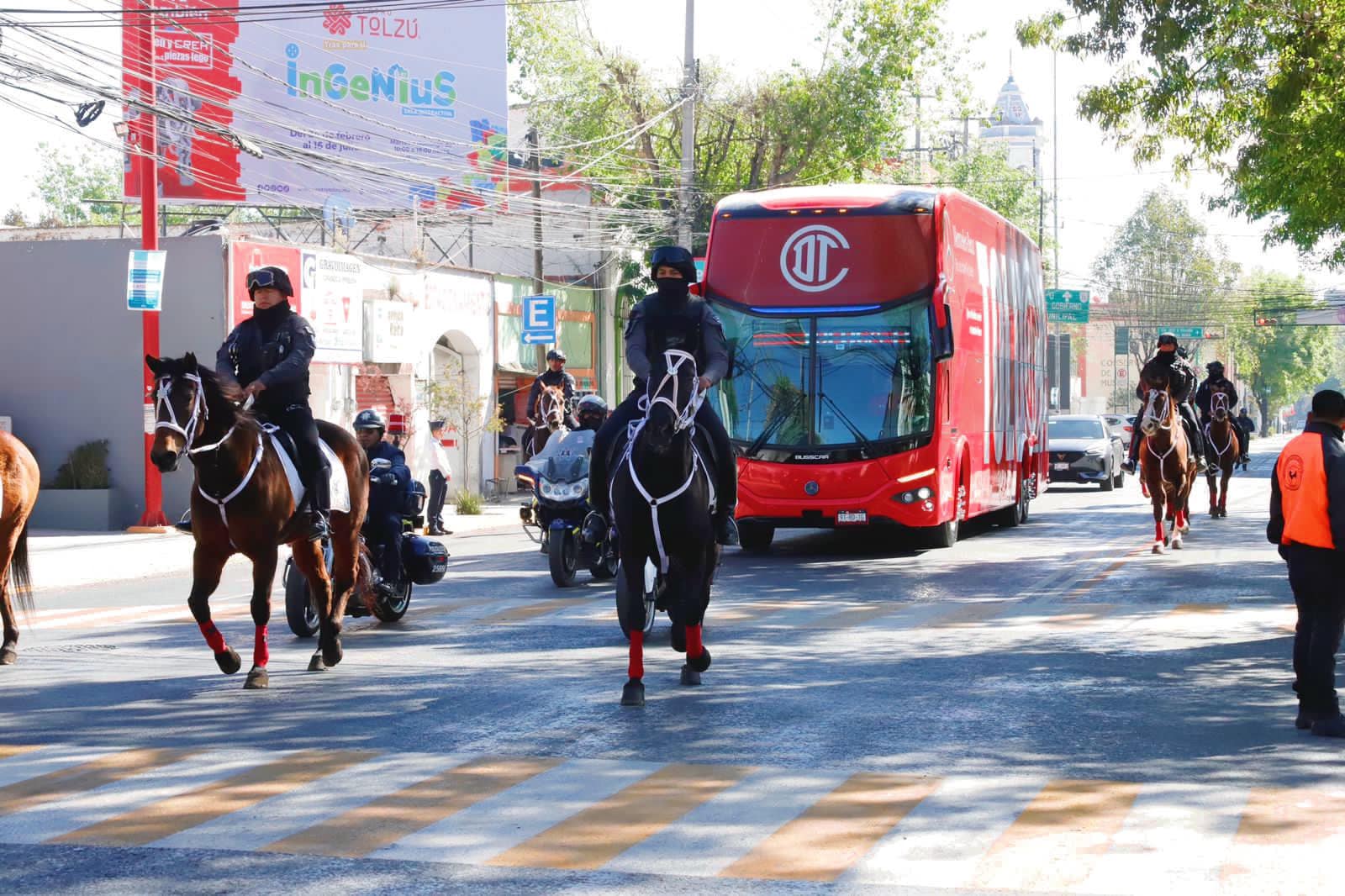 1677440027 Nuestros elementos de Seguridad y Proteccion de Toluca se encuentran