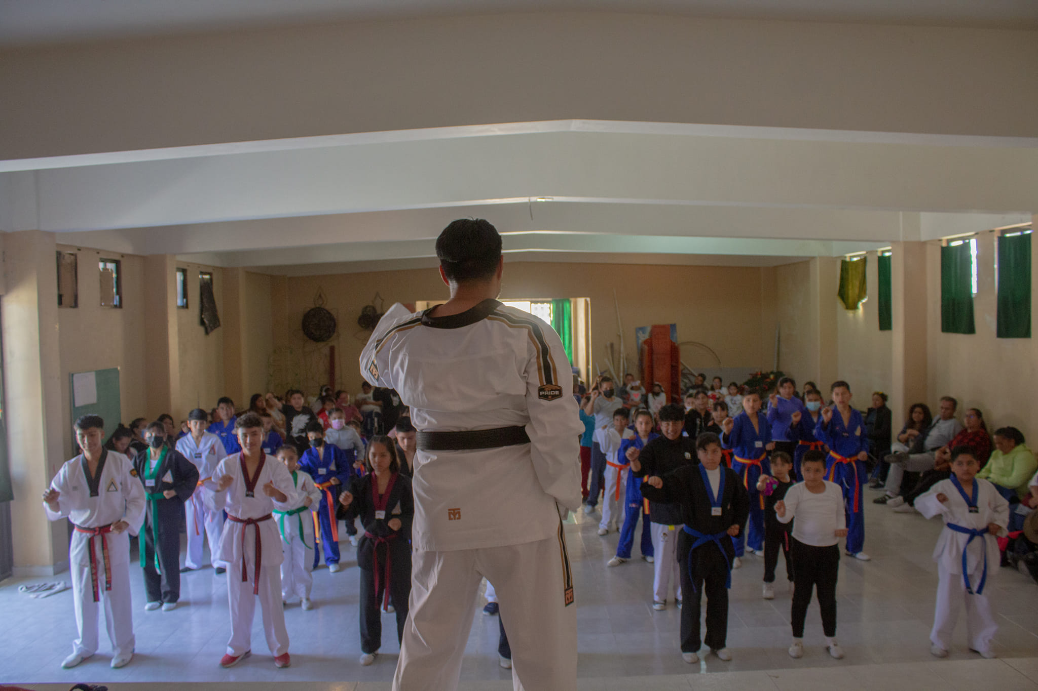 1677501660 518 Ayer se realizo una clase muestra de Tae Kwon Do