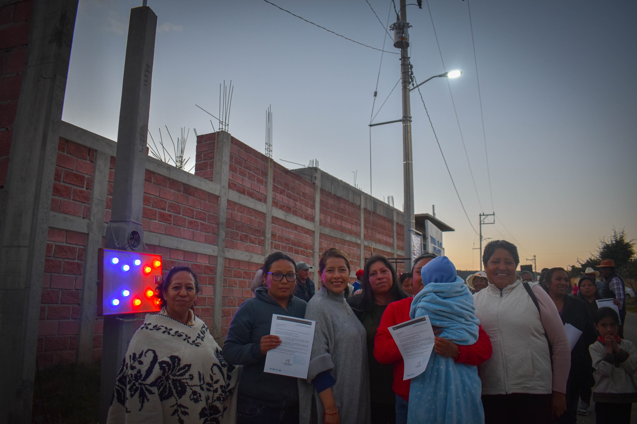 1677599343 190 Nuestra Presidenta Municipal Miriam Garcia acompanada de integrantes del cabildo