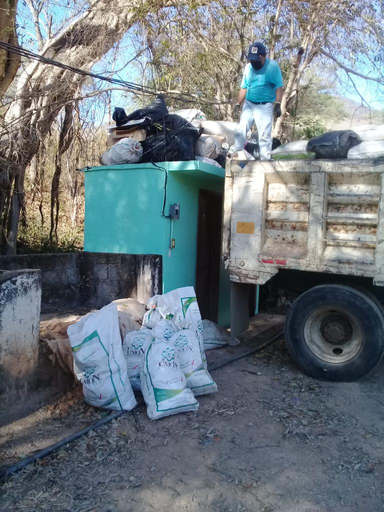 1677613021 841 DepartamentoDeLimpia Por instrucciones del Lic Rigoberto Lopez Rivera se