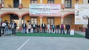 Acto civico en conmemoracion del Dia de la Bandera