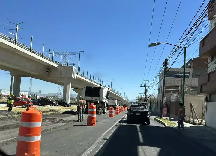 Atencion vecinos Continuan los trabajos de mantenimiento mayor al pavimento jpg