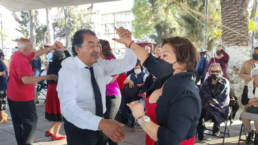 El Danzon vive en los corazones de las y los jpg