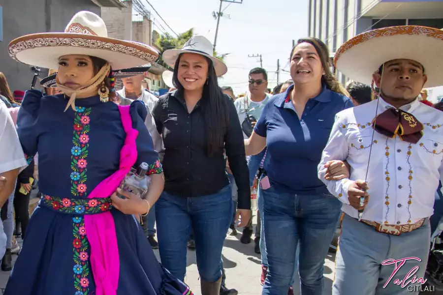 El dia de hoy nos visitaron nuestras arrierias de Atenco jpg